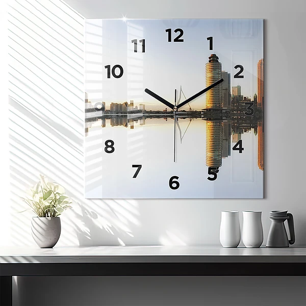Wanduhr quadratisch mit motiv Stadt am Fluss