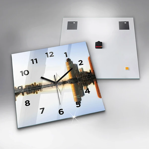 Wanduhr quadratisch mit motiv Stadt am Fluss