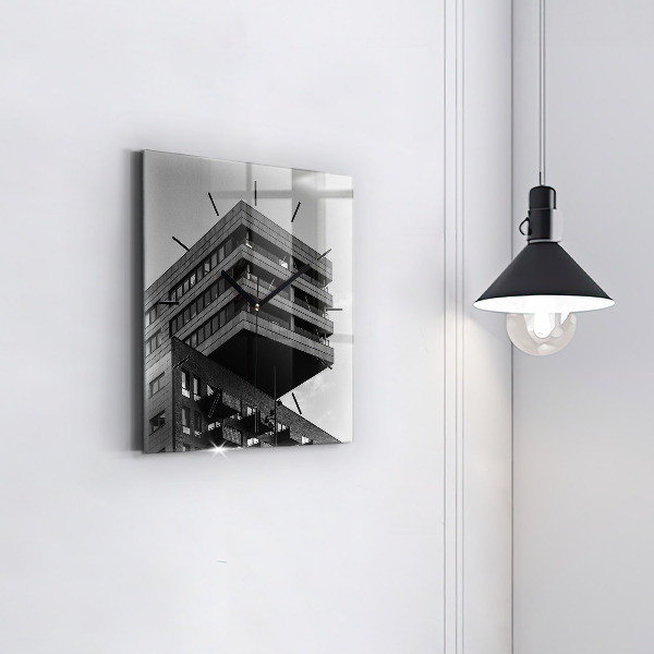 Wanduhr quadratisch Architektur in Amsterdam