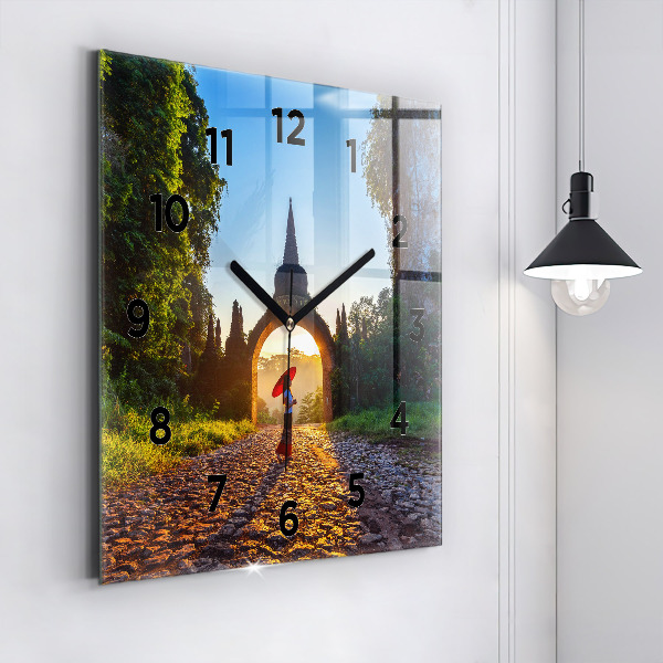 Wanduhr modern quadratisch Surat Thani Park in Thailand