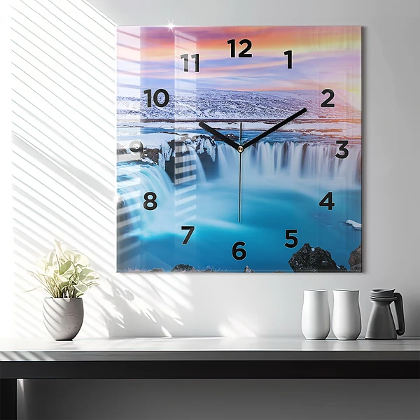 Wanduhr modern quadratisch Godafoss-Wasserfall in Island