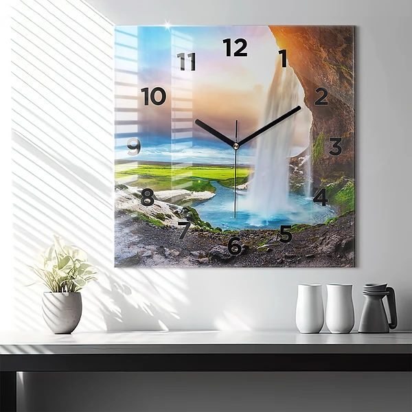 Wanduhr quadratisch mit motiv Wasserfall in Island