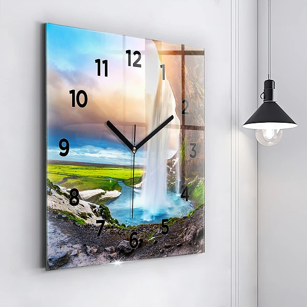 Wanduhr quadratisch mit motiv Wasserfall in Island