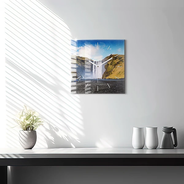 Wanduhr modern quadratisch Wasserfall in Island