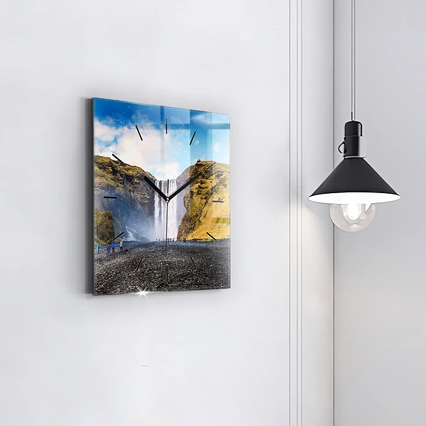 Wanduhr modern quadratisch Wasserfall in Island