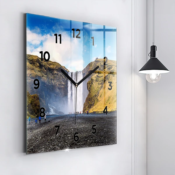 Wanduhr modern quadratisch Wasserfall in Island