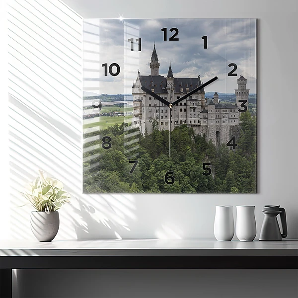 Wanduhr quadratisch mit motiv Schloss Neuschwanstein