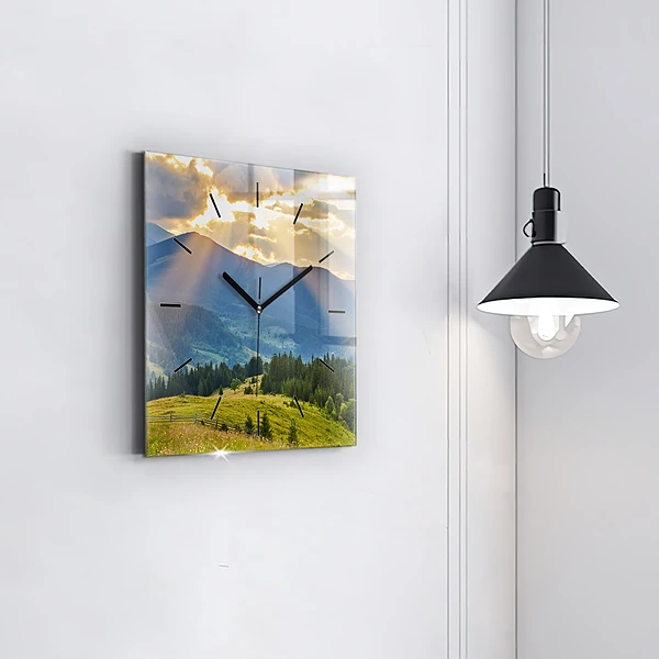 Wanduhr quadratisch Landschaft mit Wäldern