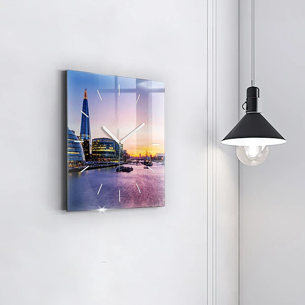 Wanduhr quadratisch Blick auf London