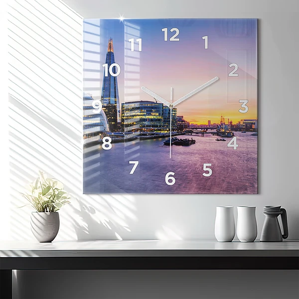 Wanduhr quadratisch Blick auf London