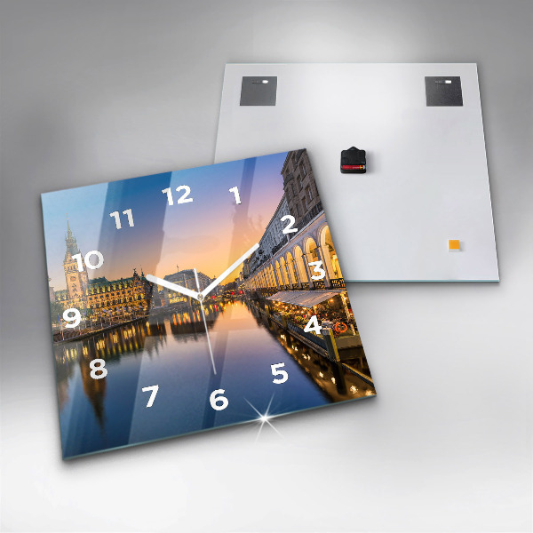 Wanduhr quadratisch Hamburger Rathaus