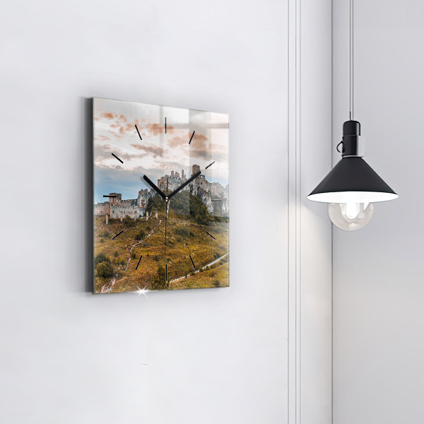 Wanduhr modern quadratisch Zipser Burg in der Slowakei