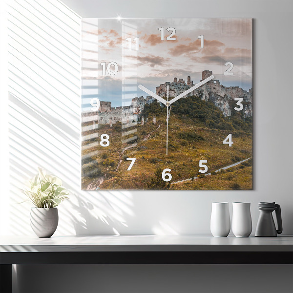 Wanduhr modern quadratisch Zipser Burg in der Slowakei