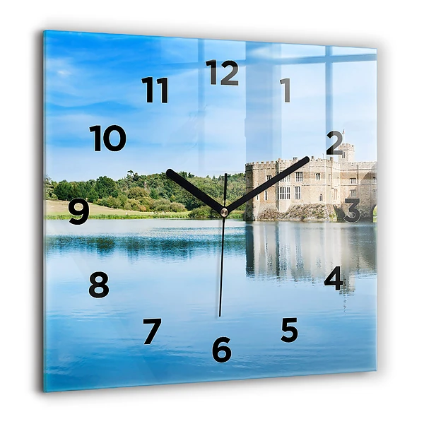 Wanduhr modern quadratisch Schloss Leeds