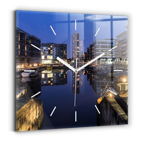 Wanduhr quadratisch mit motiv Beleuchtete Stadt bei Nacht
