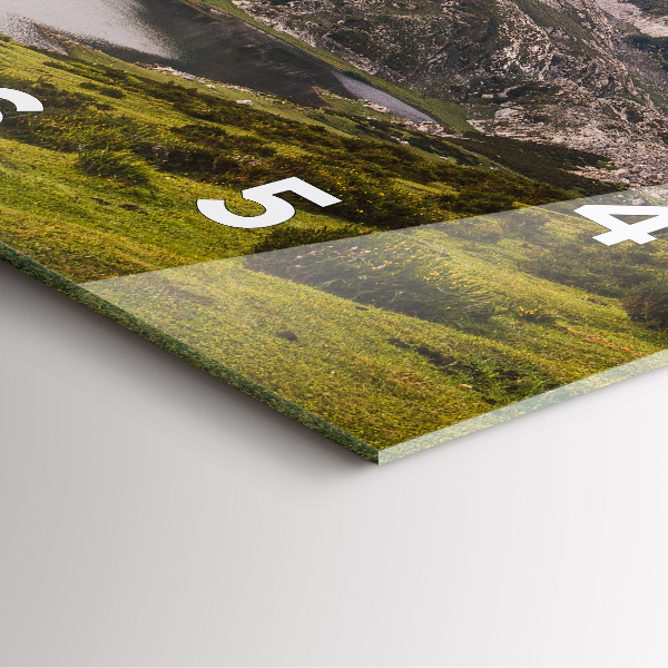 Wanduhr quadratisch mit motiv See und Berge in den Pyrenäen