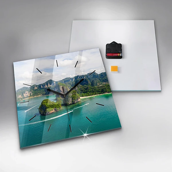 Wanduhr modern quadratisch Insel in Thailand