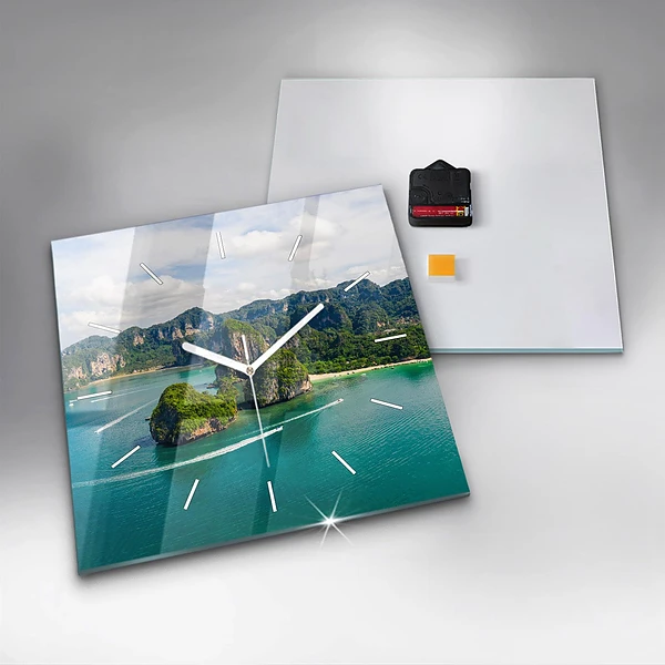 Wanduhr modern quadratisch Insel in Thailand