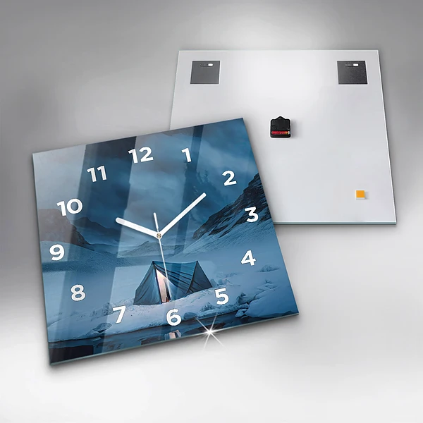 Wanduhr quadratisch mit motiv Zelt in den Bergen von Island