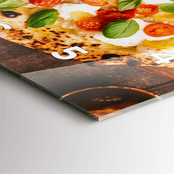 Wanduhr modern quadratisch Italienische Pizza