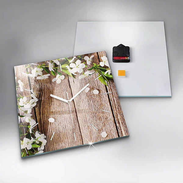 Wanduhr modern quadratisch Blumen auf Holz