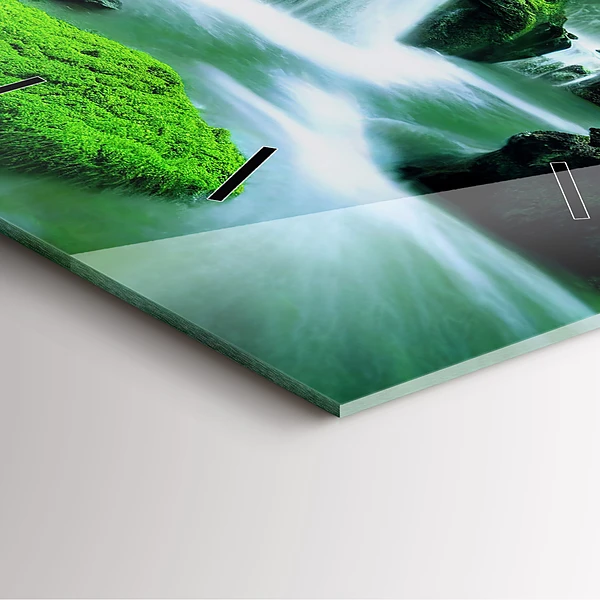 Wanduhr quadratisch Wasserfall zwischen Moos