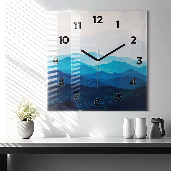 Wanduhr modern quadratisch Aquarell Berg