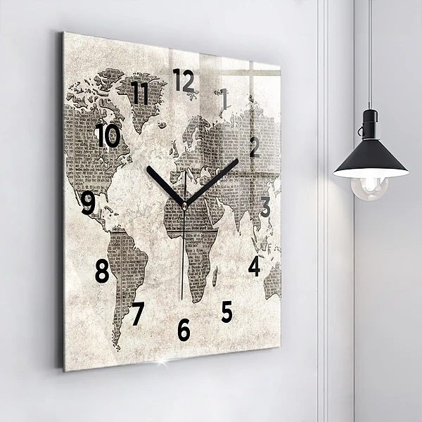 Wanduhr quadratisch Weltkarte Zeitung