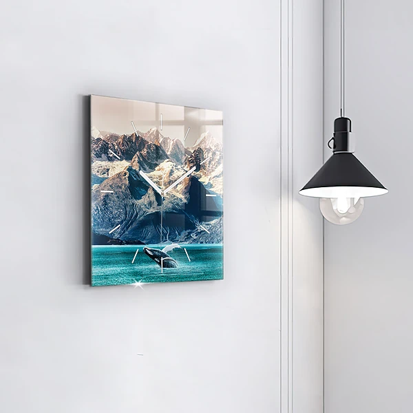Wanduhr modern quadratisch Walfisch Wasser