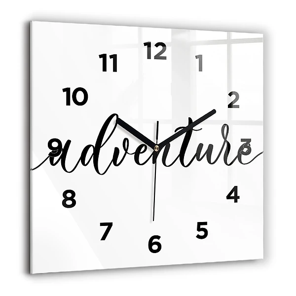 Wanduhr quadratisch Abenteuerliche Inschrift