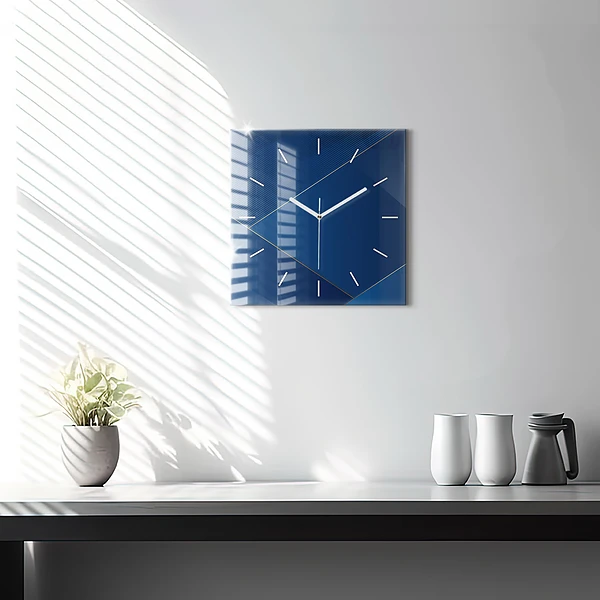 Wanduhr quadratisch Ornamentale Abstraktion