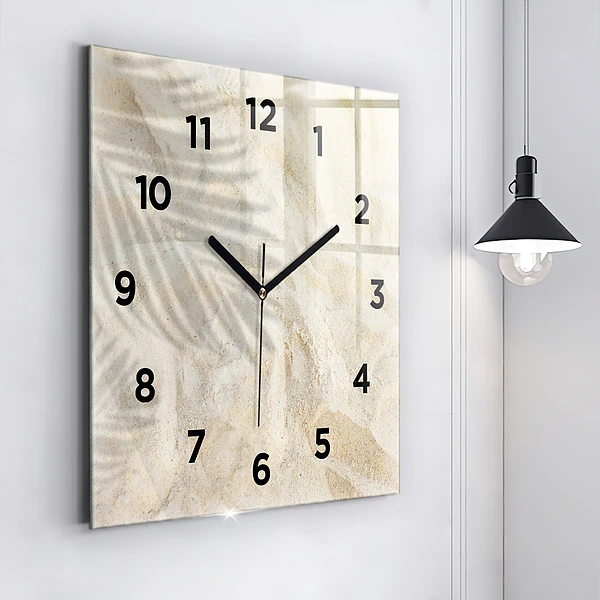 Wanduhr quadratisch Schatten einer Palme Sand