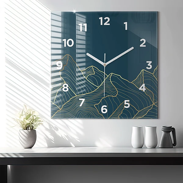 Wanduhr modern quadratisch Skizze von Bergen