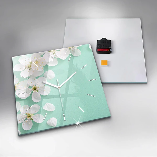 Wanduhr quadratisch Blühende Gänseblümchen