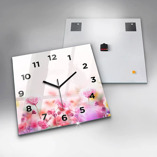 Wanduhr quadratisch mit motiv Blumen auf einer Wiese