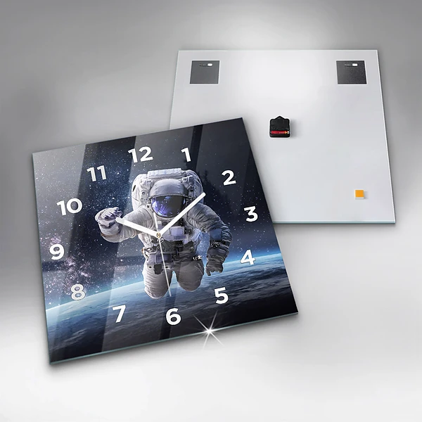 Wanduhr quadratisch Astronaut