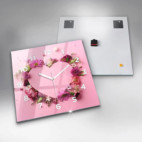 Wanduhr quadratisch mit motiv Herz aus Blumen