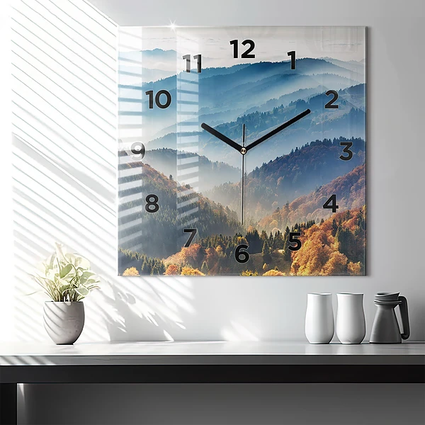 Wanduhr quadratisch Berglandschaft