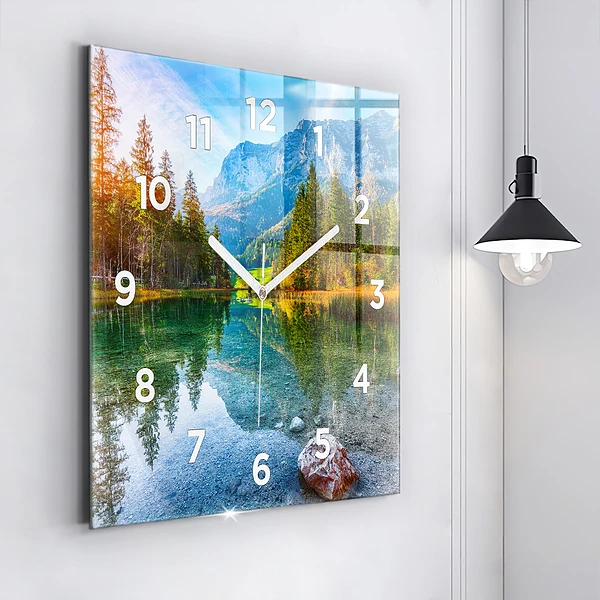 Wanduhr quadratisch Fluss Berge Landschaft