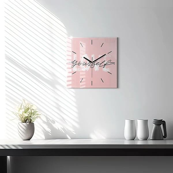 Wanduhr quadratisch mit motiv Liebe dich selbst Inschrift