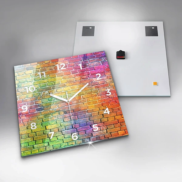 Wanduhr quadratisch Bemalte Wand