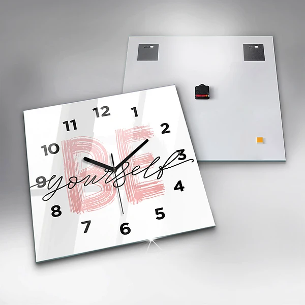 Wanduhr quadratisch mit motiv Inschrift Sei du selbst