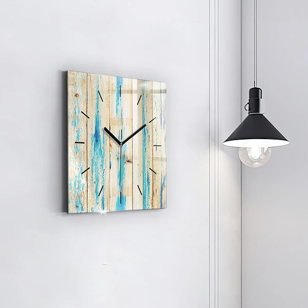 Wanduhr modern quadratisch Zerkratztes Holz