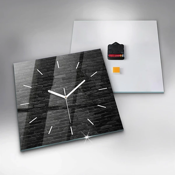 Wanduhr quadratisch mit motiv Dunkle Backsteinmauer