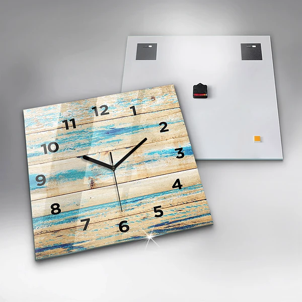 Wanduhr quadratisch Zerkratztes Holz