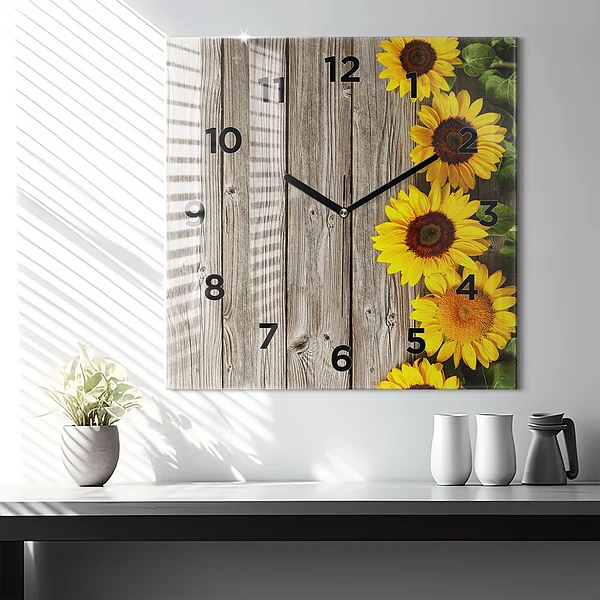 Wanduhr modern quadratisch Sonnenblumen auf den Brettern