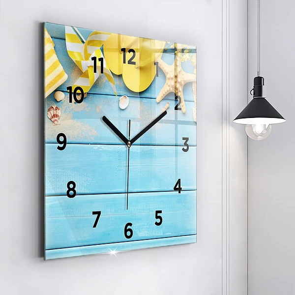 Wanduhr quadratisch mit motiv Strandzubehör und Tafeln