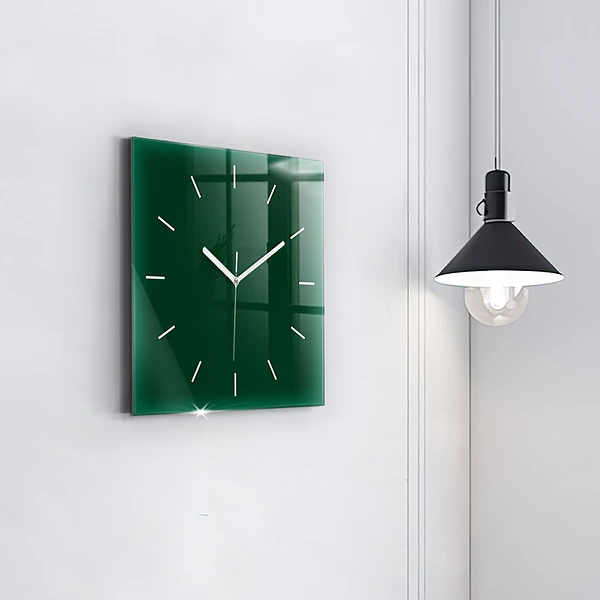 Wanduhr quadratisch Farbe Flasche grün