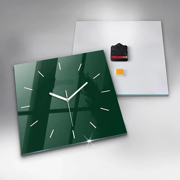 Wanduhr quadratisch Farbe Flasche grün