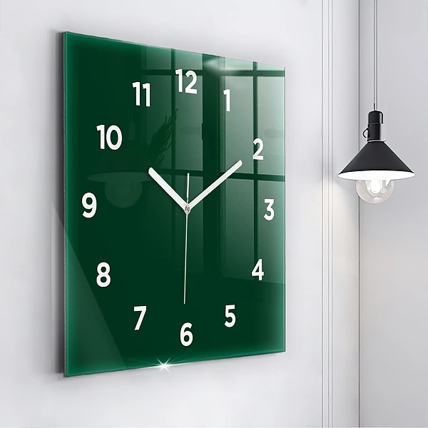 Wanduhr quadratisch Farbe Flasche grün